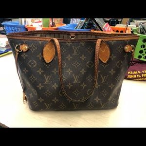 Louis vuitton neverfull pm